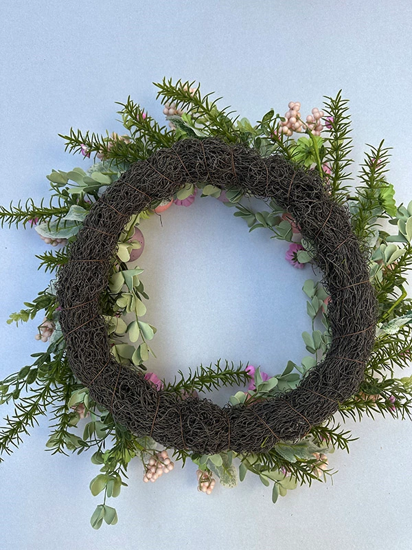 Artificial wreath